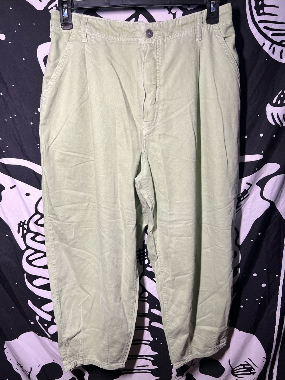 NWOT Pilcro Relaxed High-Rise Wide-Leg Pants in Sage Green - Picture 4 of 8